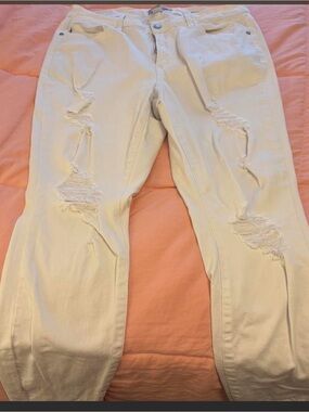 Judy Blue White Jeans